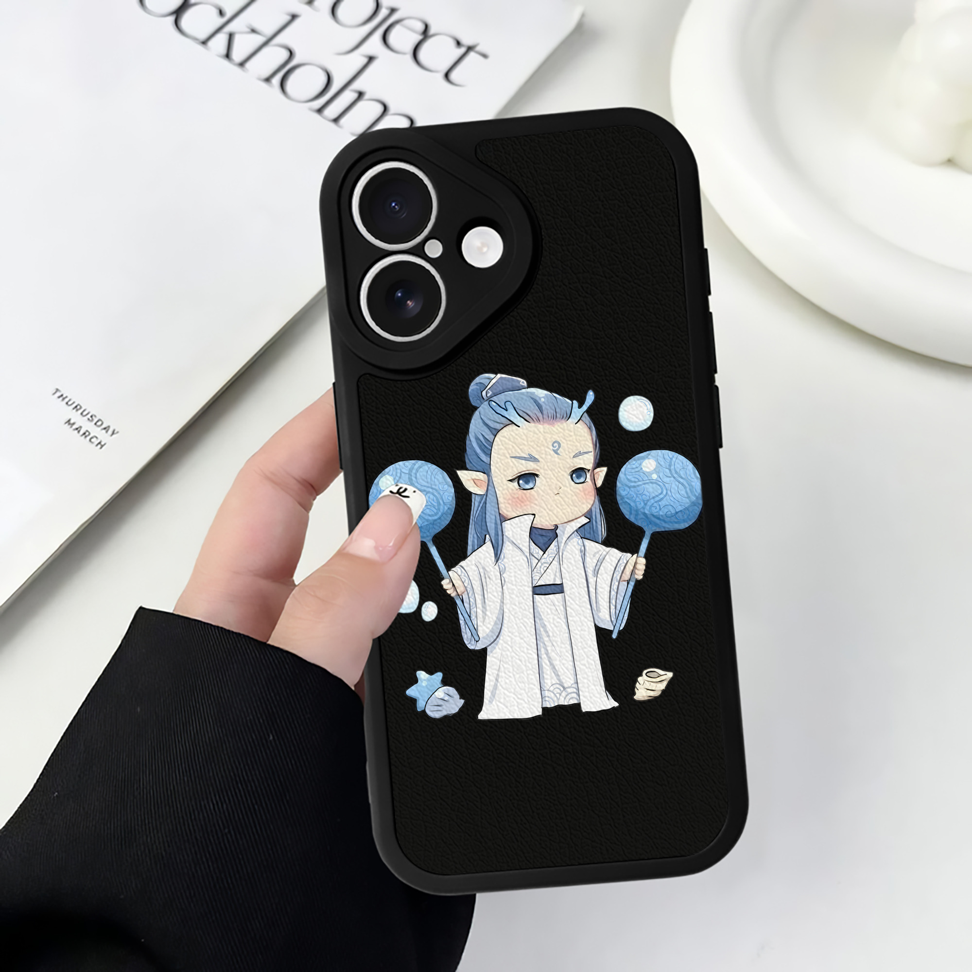 （画像用） Ne Zha 2 ナタ 魔童の大暴れ 【iPhone 16シリーズ対応】シリコンスマホケース（レザー調） 材質：シリコン